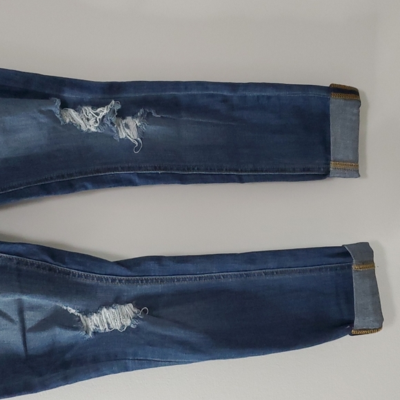 Ripped Stretch Jeans - Picture 2 of 6